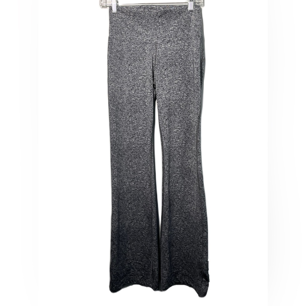 • PINK Victoria’s Secret Active Yoga Pants